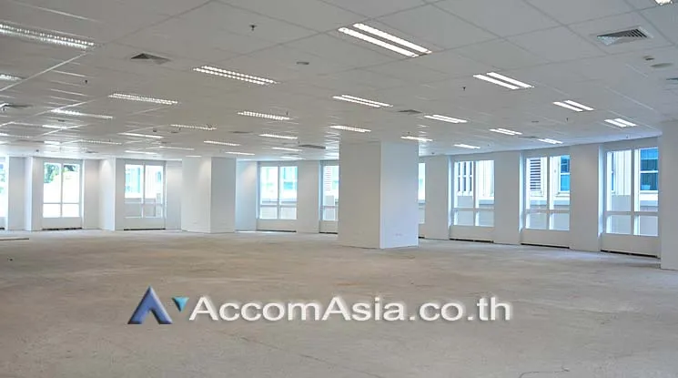 unit Office space For Rent in Ploenchit, Bangkok  near BTS Ploenchit (AA15225)